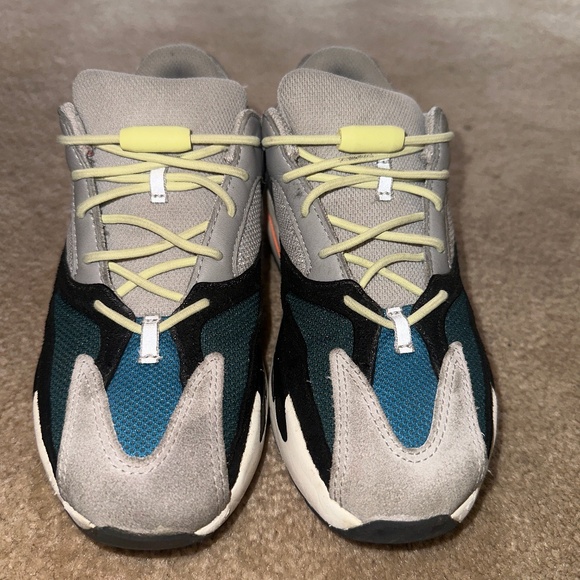 Yeezy Adidas Boost - Picture 1 of 3